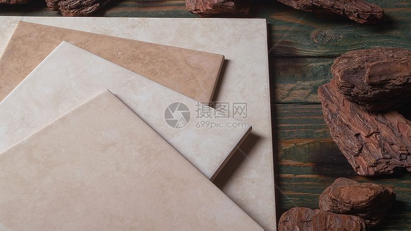 以下是一些在佛山瓷砖行业具有较高知名度和影响力的品牌厂家：